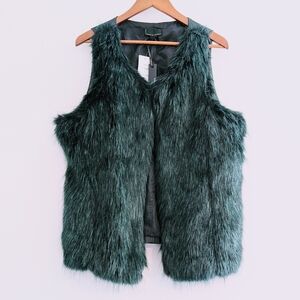 Faux Fur Vest in Dark Green